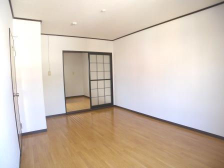 ニューパレス　 リビング