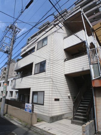 クレストハウス 401号室 外観