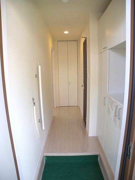 プリムヴェールⅦ 玄関