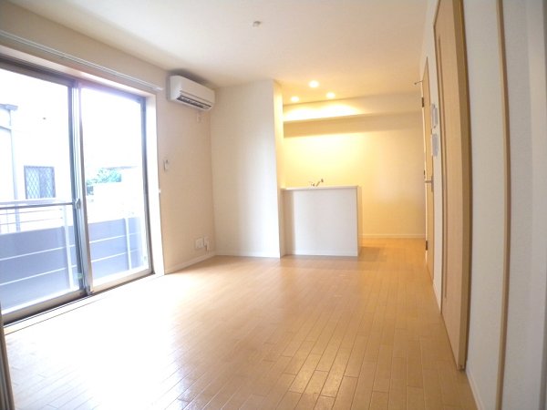 ロータスガーデン リビング