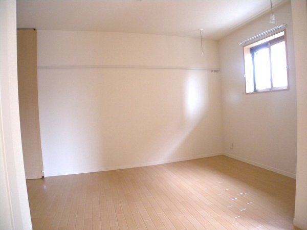 ロータスガーデン ベッドルーム