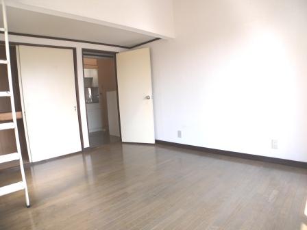 ハイホーム佐山 ベッドルーム