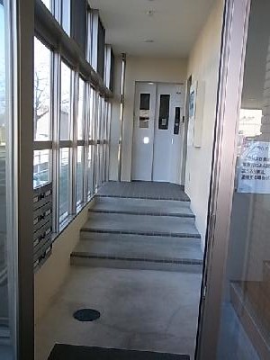 レーベンハイム日装 エントランス
