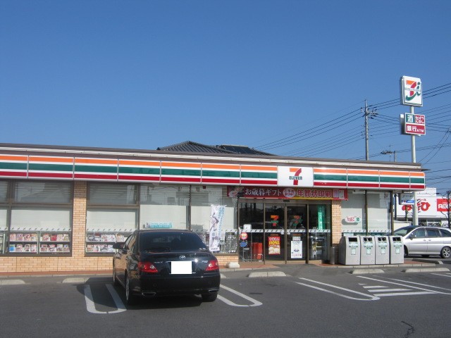 茨城県牛久市上柏田２丁目 コンビニ
