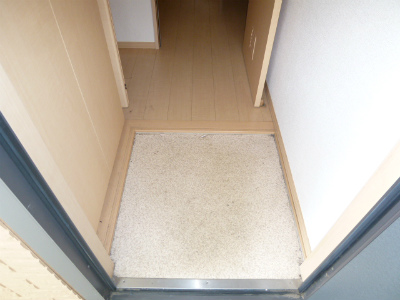 茨城県土浦市港町２丁目 玄関