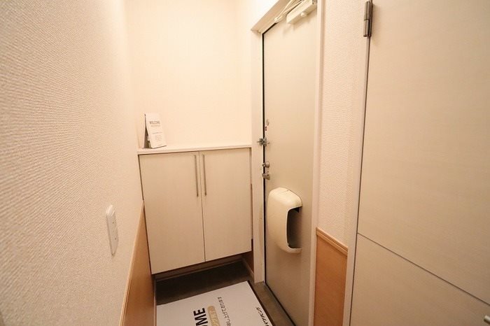 茨城県稲敷郡阿見町うずら野４丁目 玄関