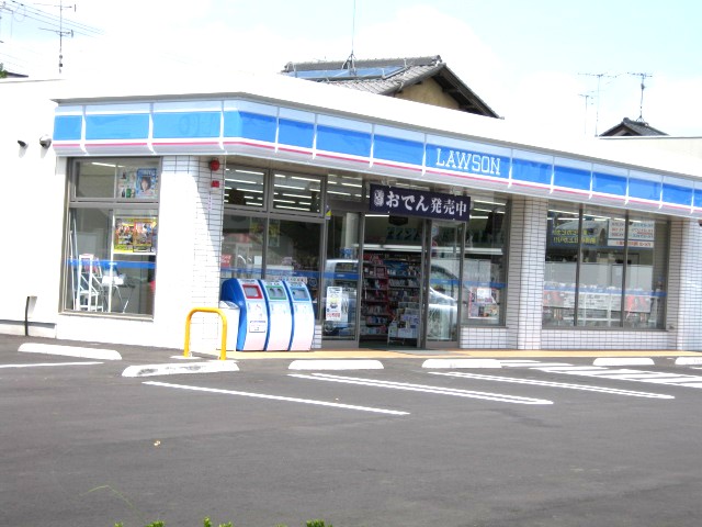 茨城県牛久市栄町６丁目 コンビニ
