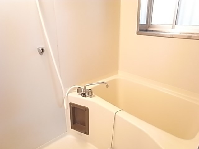 グッティ・ハイツ 風呂画像