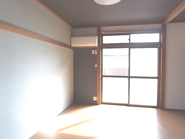 ロイヤルハイツ壱番館Ａ棟 リビング