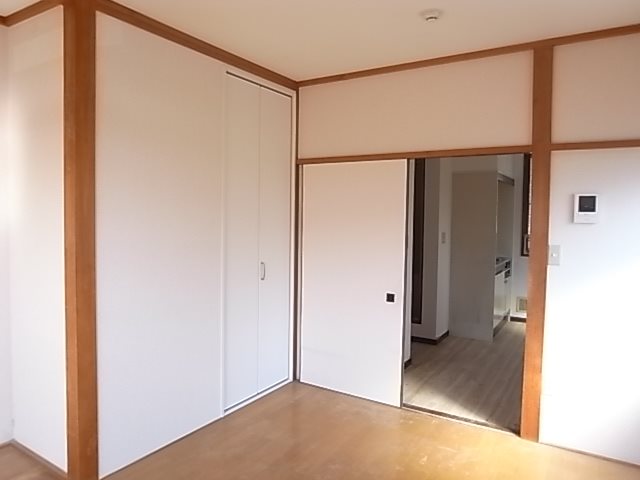 ロイヤルハイツ壱番館Ａ棟 ベッドルーム