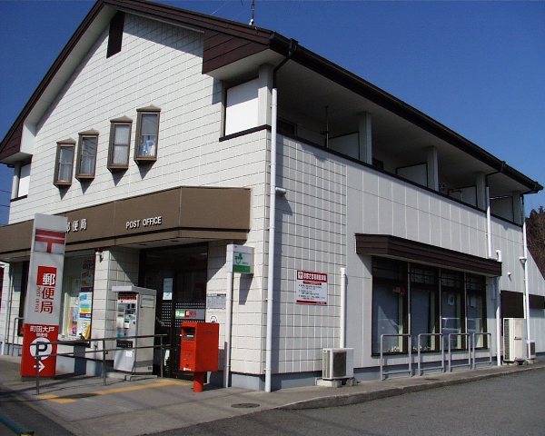 アンビュロー 201号室 外観