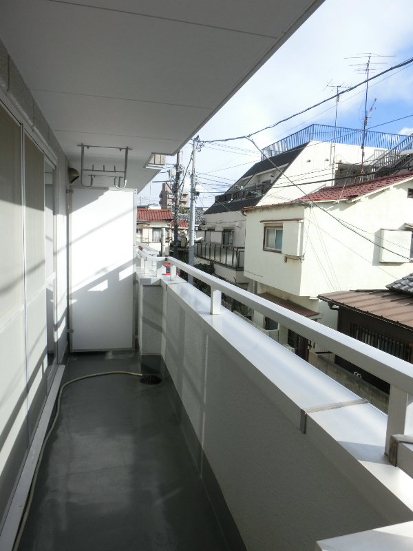 シャトル南台 ベランダ