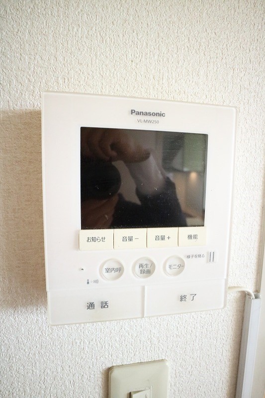 水谷2丁目貸家 セキュリティ