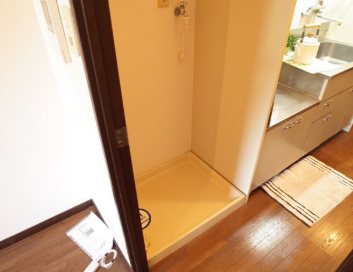 ウェルスロコ九大前 洗面所