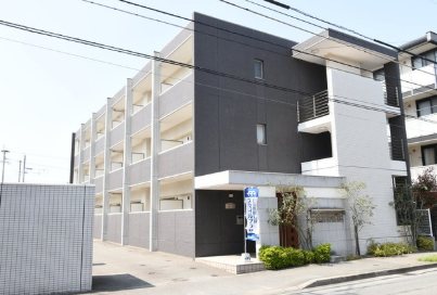 アンプルールベトン米一丸 外観