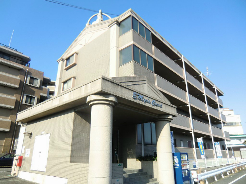 エミューズコート 外観