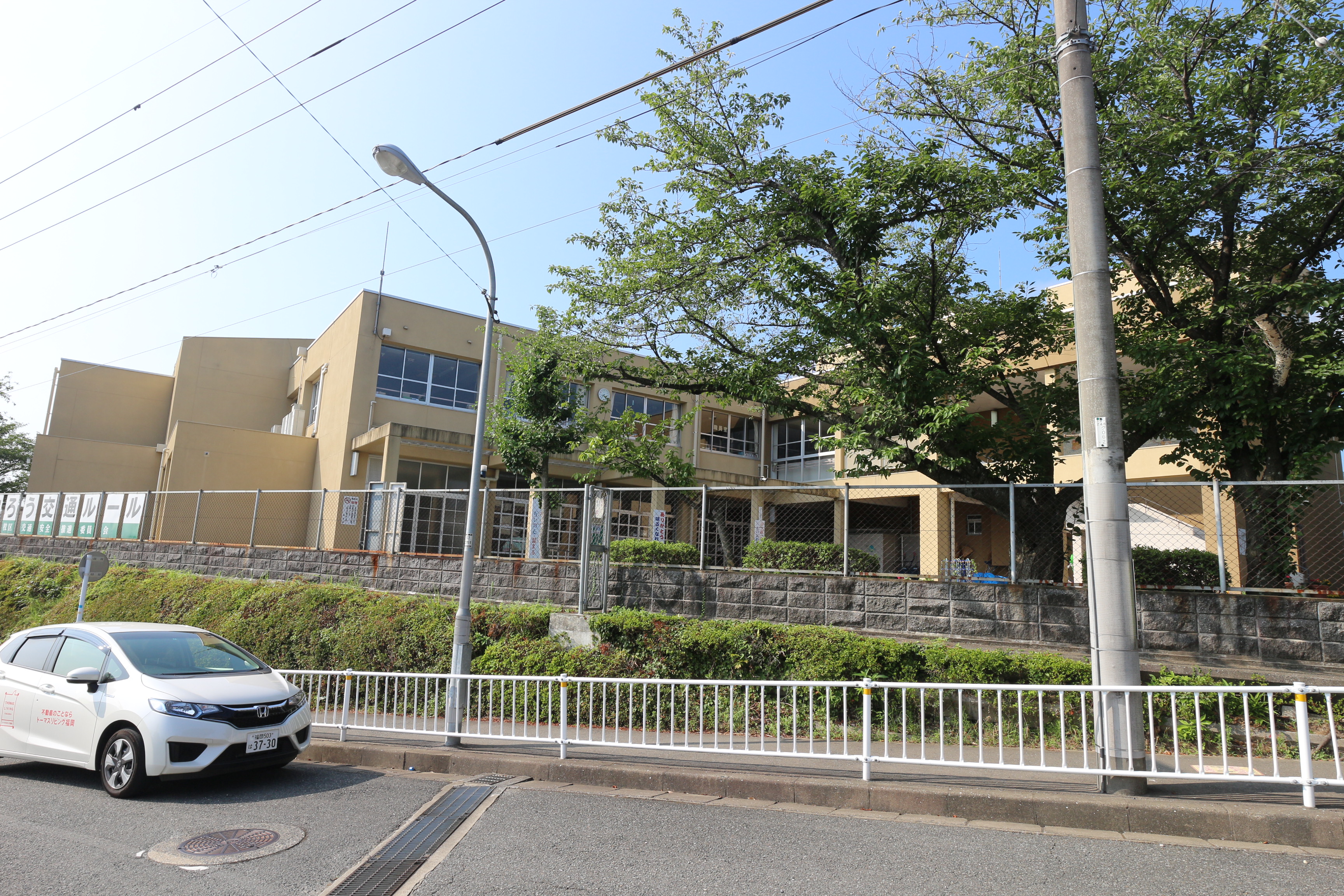 ボヌール・メゾン 小学校