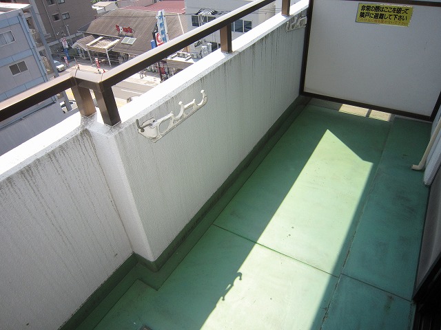 ウィンディア海老園 ベランダ
