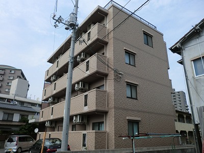 アミール福本 外観