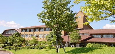 ロイヤルビュー一茶苑 中学校