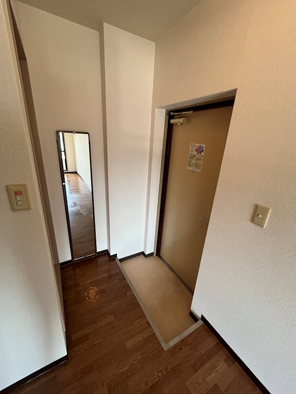 エスタシオン 玄関