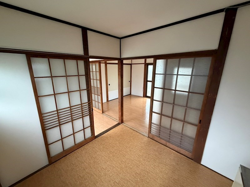 寺戸町山縄手貸家 その他