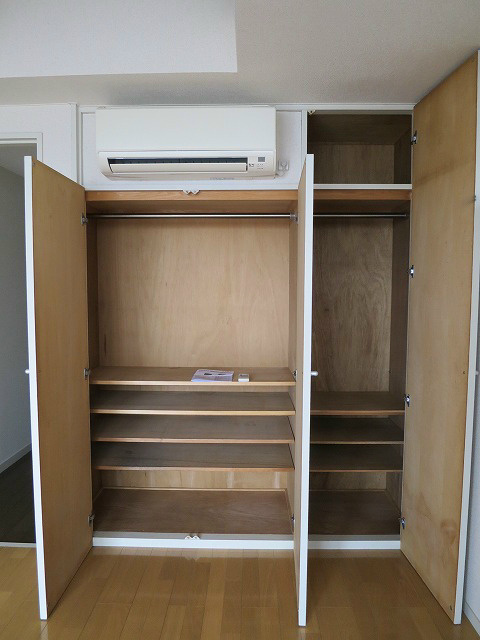 ロジェマン柿の木坂 ベッドルーム