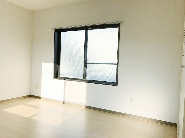 プチルキュルス 玄関