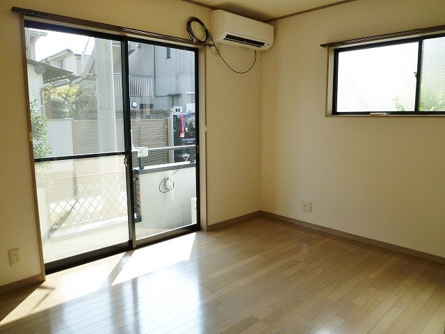 アゼリアハイツ 玄関