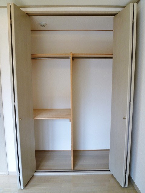 アゼリアハイツ ベッドルーム