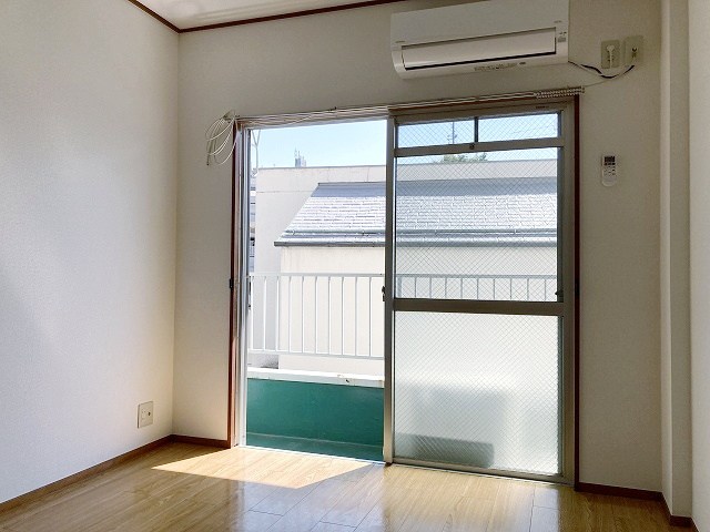 ハシビック狛江 玄関
