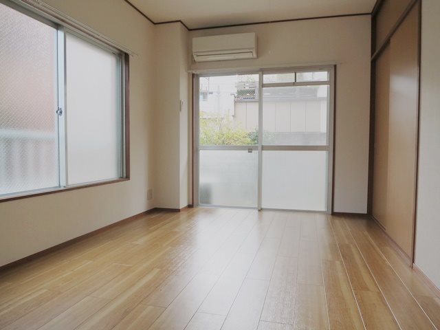 ハシビック狛江 玄関