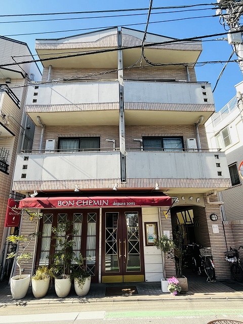 Beat（ﾋﾞｰﾄ) 202号室 外観