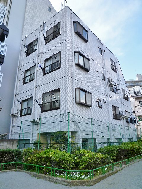 パークサイドりゅう 302号室 外観