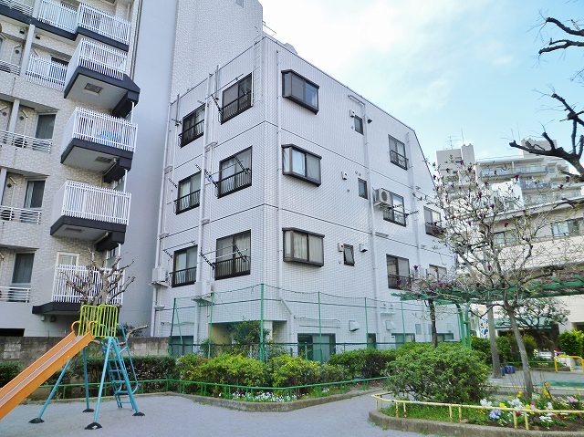 パークサイドりゅう 203号室 外観
