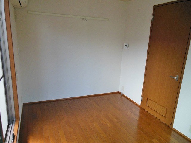 シンセア鷹番 玄関