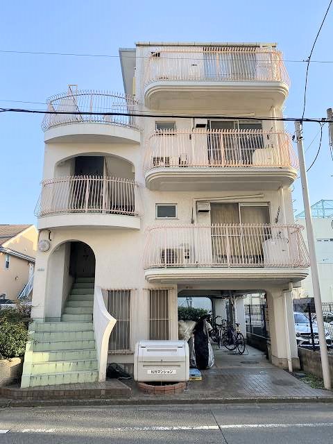 松岡マンション 303号室 外観