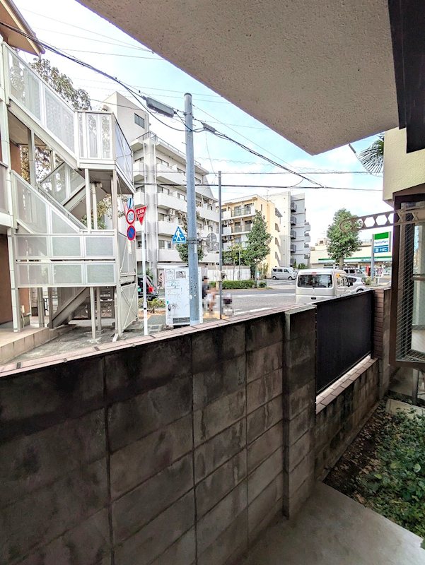 リベール鷹番 ベランダ