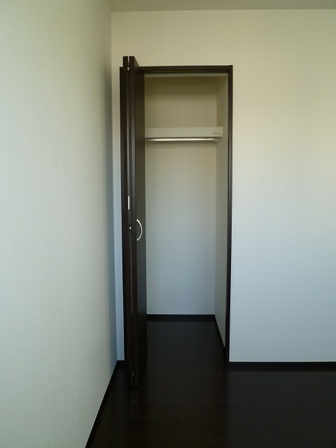 クローバーハイツ ベッドルーム