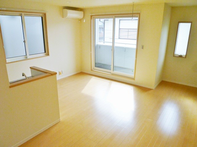 プレミアス鷹番 リビング