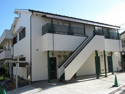 アムール中根 105号室 外観