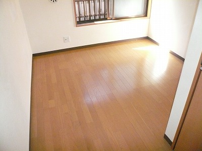 メゾンARAIⅡ ベッドルーム