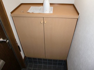 弥生町６丁目戸建 玄関