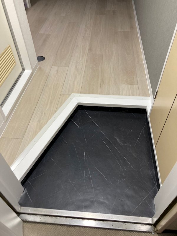 ハイツ高円寺館 玄関