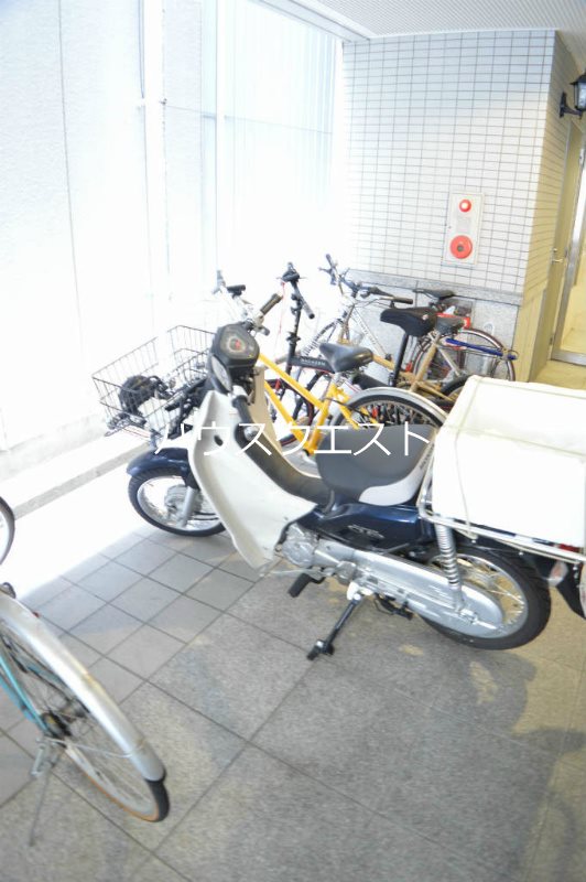 ジュネス四条烏丸 その他