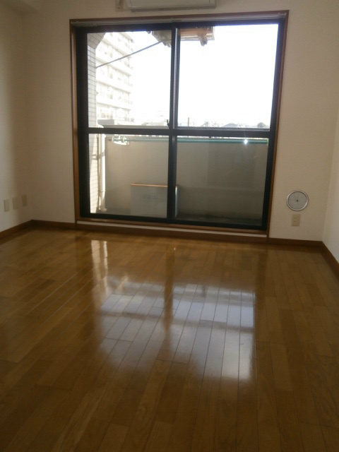 沼部ビル ベッドルーム