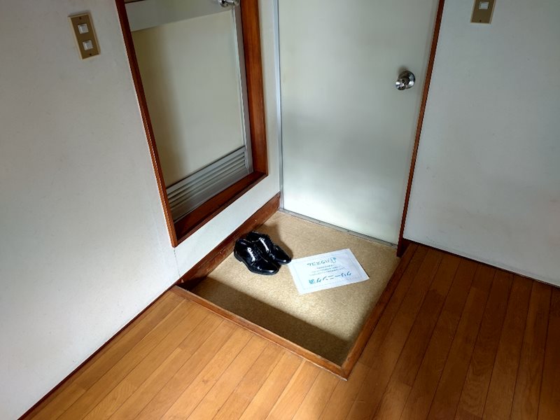 サンハイツ 玄関