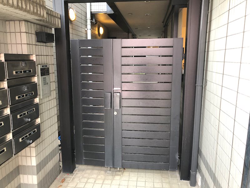 フローラスクエア エントランス