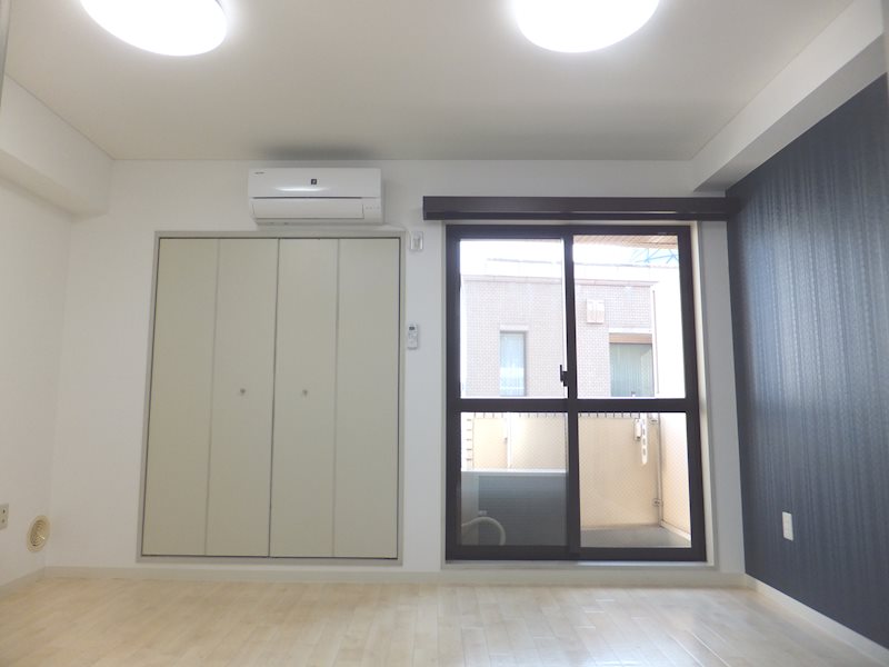 サンワイズビル ベッドルーム