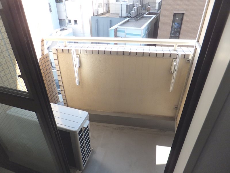 サンワイズビル ベランダ